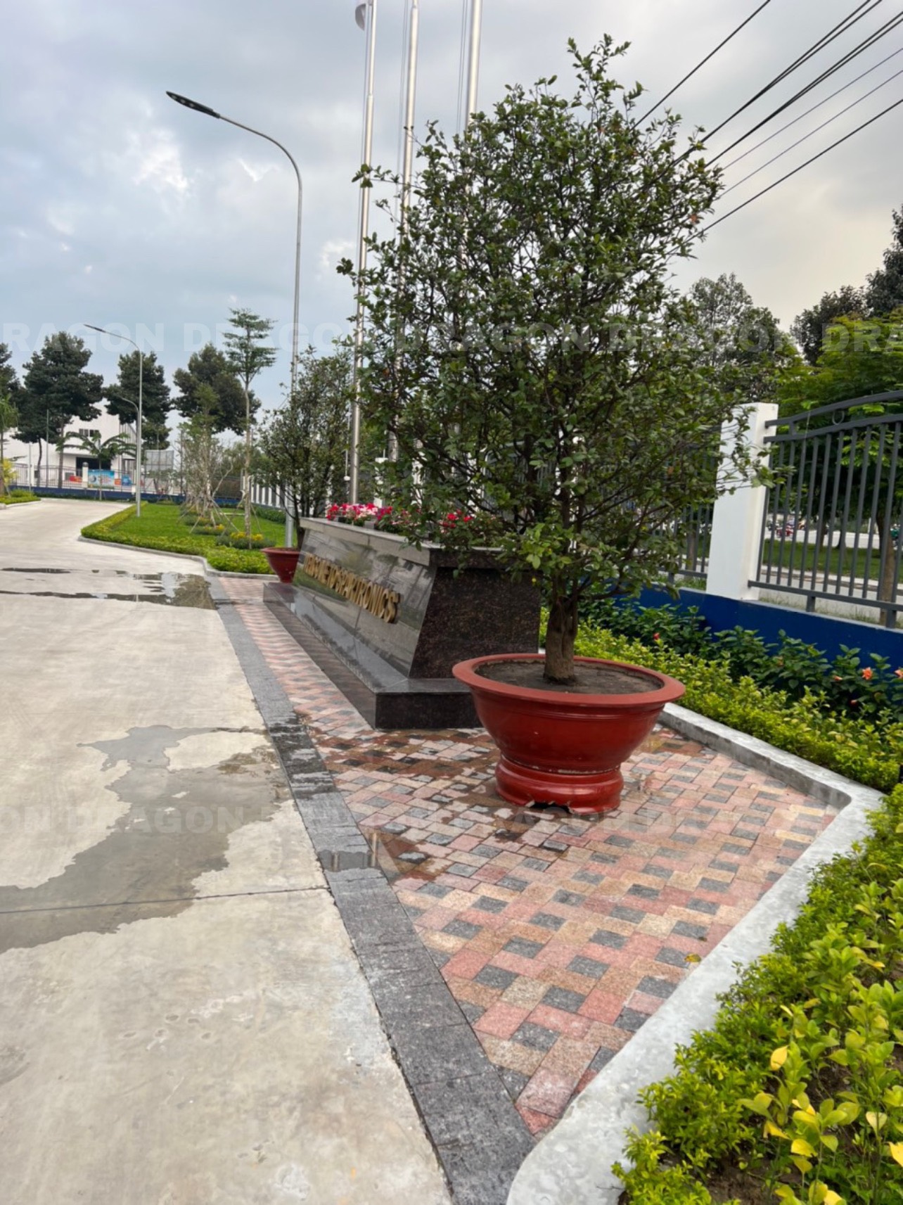 NHÀ MÁY SPARTRONICS VIETNAM